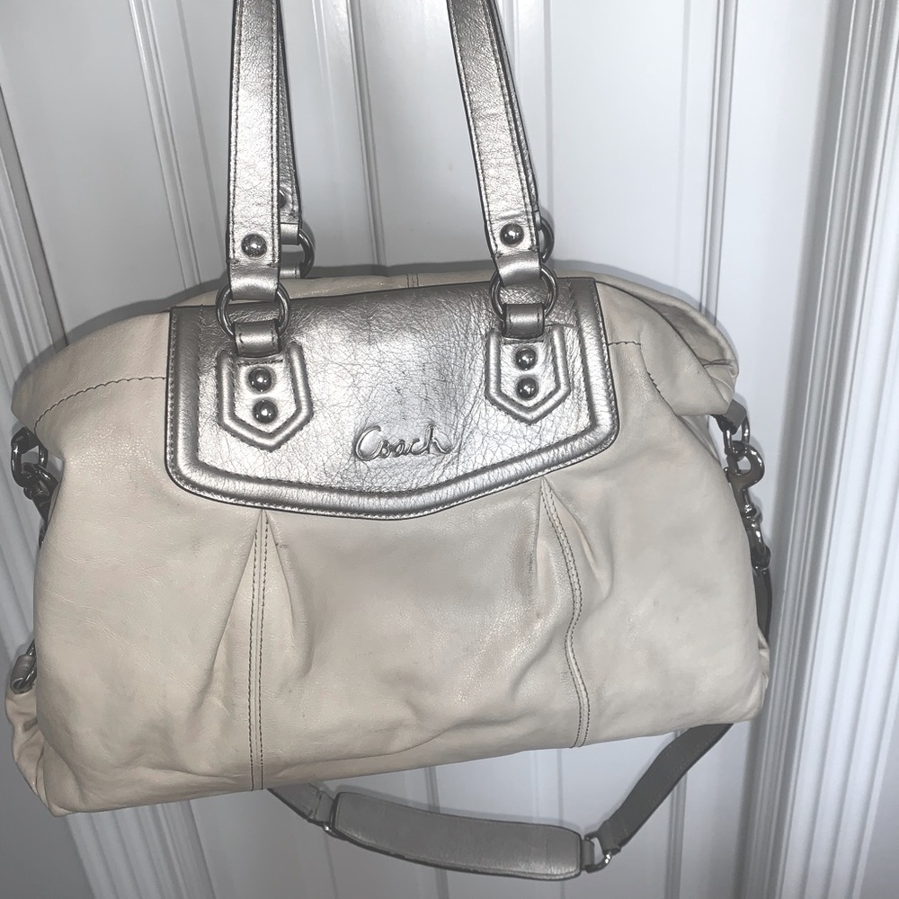 Coach shoulder bag